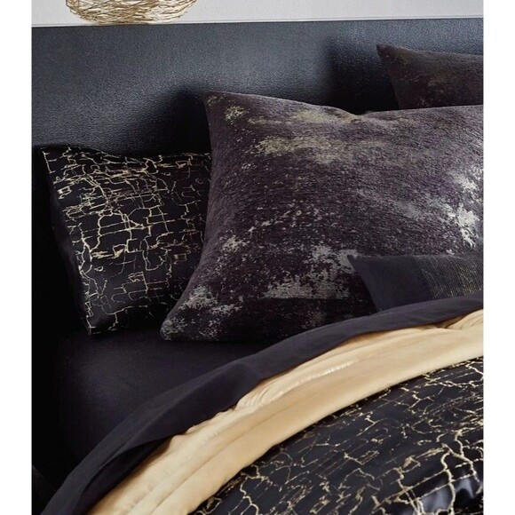 Donna Karan Black Onyx Full/Queen Duvet Cover + 2 Standard Shams + 2 Euro Shams - Picture 3 of 16